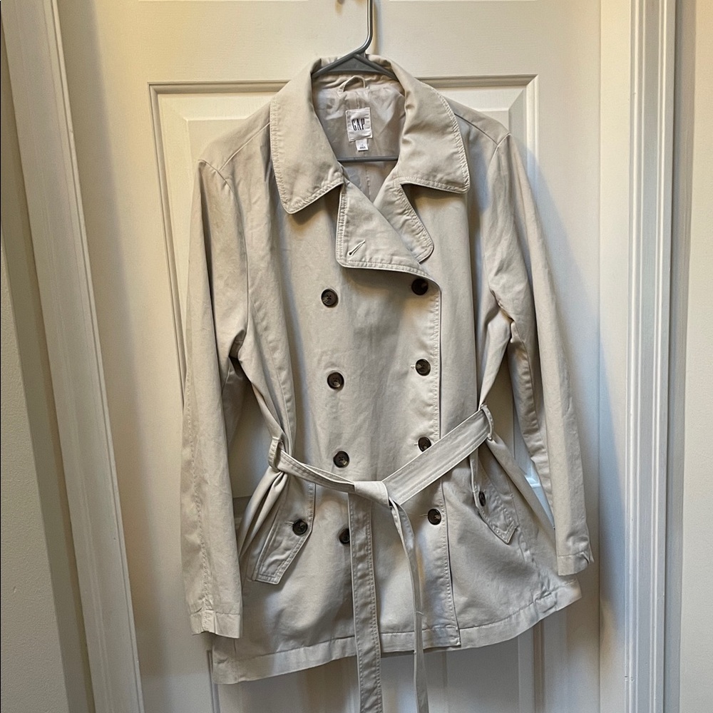 GAP Women's Beige Double-Breasted Trench Coat